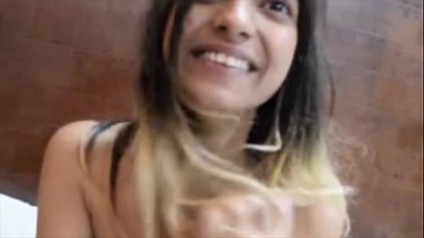 Sexo duro con una chica india de gran culo