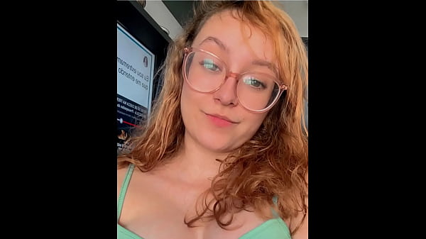 Vazou on-line! Filha do prefeito traindo o namorado com o amante no motel