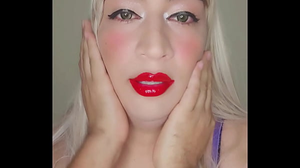 Hermosa princesa transexual dirección