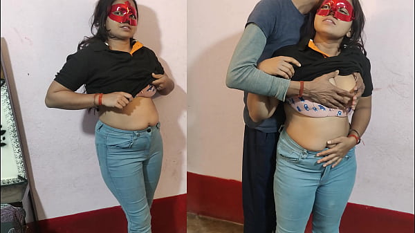 Der durstigen Tante wird der Arsch vor der Muschi gefickt