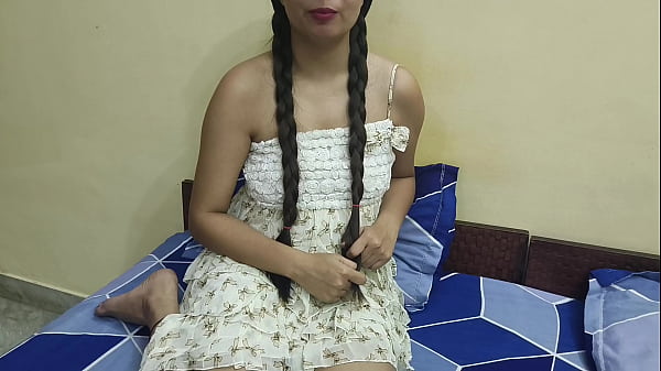 美丽的印度女朋友他妈的她的男朋友德西风格全硬奶油馅饼射液维吉纳硬粗暴的性爱