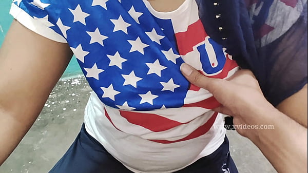 Trabajador del norte de India follando con el jefe desi priya masti con novio doloroso