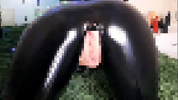 Sogni di vedere il corpo nudo e arrapato della dominatrice Nika? Ne vale la pena, perdente? Sei un perdente se non hai i soldi per comprare video house FAP. Trova