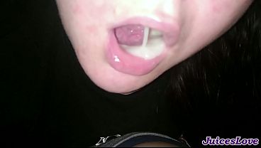 Spermaschluck-Zusammenstellung – eine echte Amateur-Spermaschlampe