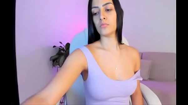 Lissalane showing her divine sensuality