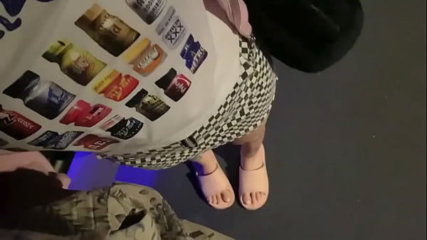 ME CHUPÓ LA VERGA EN EL CINE Y ME LA METO HASTA FONDO