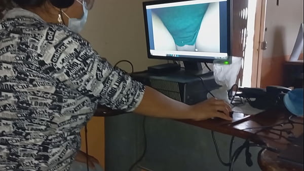 SUPREMO INMORAL ESTUDIANTE DE PORNO CASERO, GESTIONA LA OFICINA DEL DIRECTOR PARA SUBIR VIDEOS EN XVIDEOS.COM