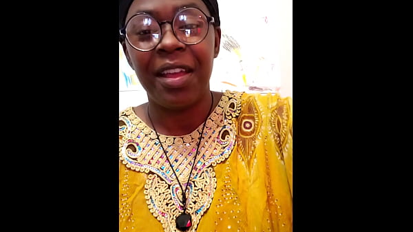 Q&amp_A with SLUTTYMELANIN #24 a) WWYP: ANAL sex or ORAL sex? b) Have you ever given a RIM JOB before?