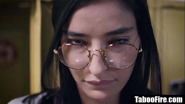 Incredibili danze adolescenti cattive