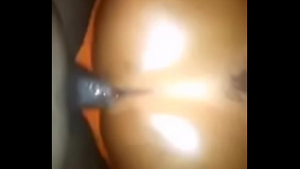 Tôi đụ một người nước ngoài với điều cấm kỵ trên mông cô ấy.