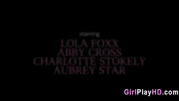 समलैंगिकों को मज़ा आ रहा है 481