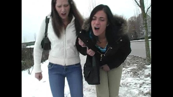 ineed2pee - mandy &amp_ alex street accident