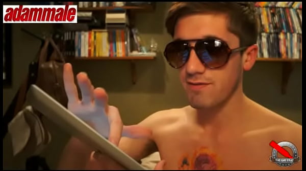 Sexting for Gays How To Flirt Online and Get A Hook Up Date